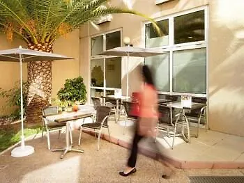 Ibis Styles Centre Gare ホテル 3*
