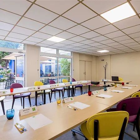 Ibis Styles Centre Gare فندق 3*