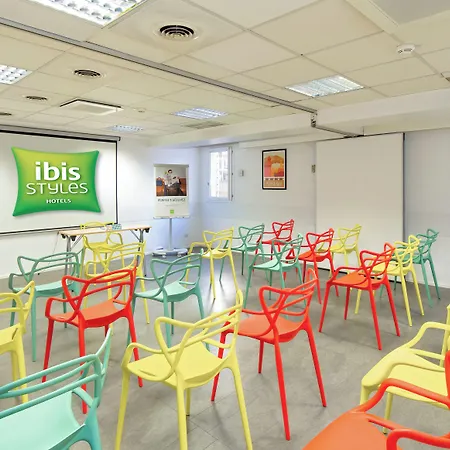 Ibis Styles Centre Gare 3* Perpignan